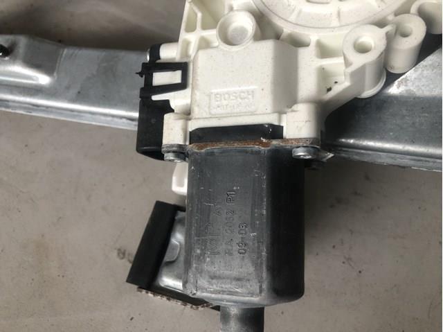 Mecanismo de acionamento de vidro da porta dianteira direita Mitsubishi Colt VI Z3A