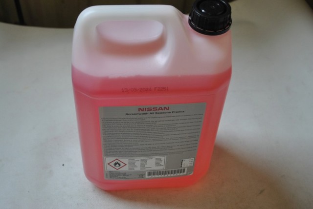 Fluido para lavador de pára-brisas Nissan/Infiniti KE92090040 preço, a partir de 18,03 USD