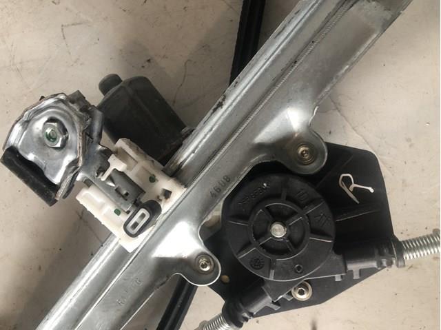  Mecanismo de acionamento de vidro da porta dianteira direita Mitsubishi Colt VI hatchback (Z3A) (2004 - 2008) VI