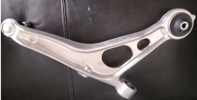 Compre 545016RA0B Nissan/Infiniti Braço oscilante inferior esquerdo de suspensão dianteira