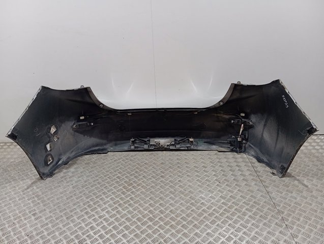 Compre BHR250221ABB Mazda Pára-choque traseiro