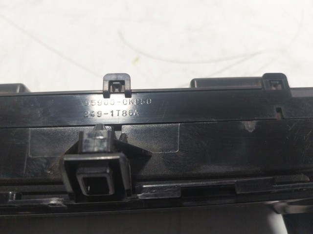 Unidade de controlo dos modos de aquecimento/condicionamento para Toyota Hilux  GUN12, GUN13
