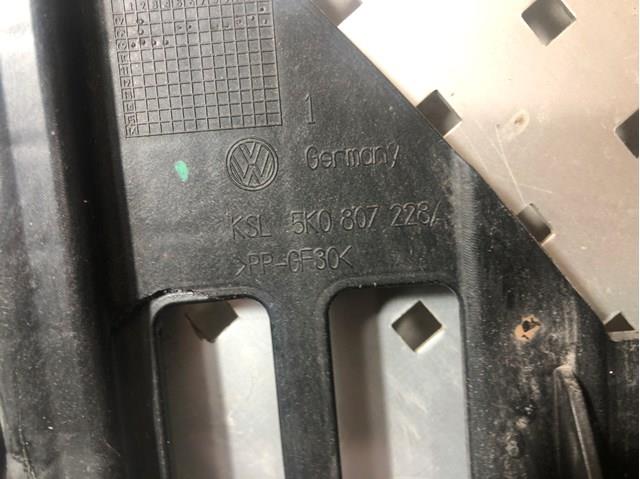  VAG 5K0807228