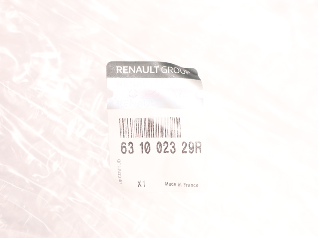 Compre 631002329R Renault (RVI) Pára-lama dianteiro direito