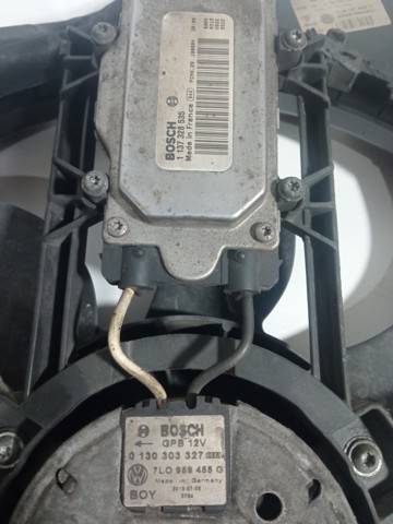 7L0121203 VAG Difusor do radiador de esfriamento, montado com motor e roda de aletas