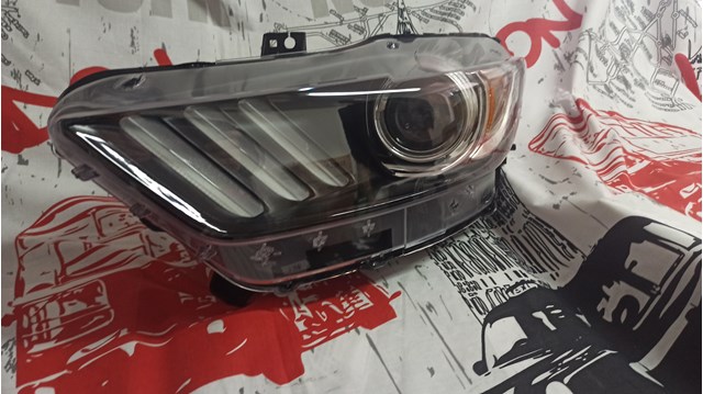 Luz esquerda TYC 209620A61A preço, a partir de 795,30 USD