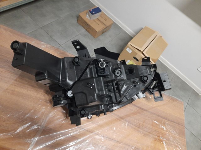  Mazda KB8P51041H
