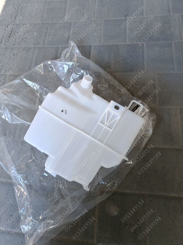 Compre GJR967481A Mazda Tanque de fluido para lavador de vidro
