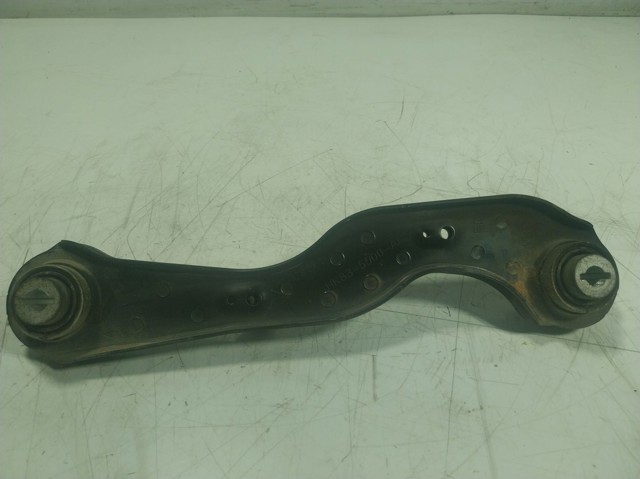 Braço oscilante superior esquerdo/direito de suspensão traseira T4A1004 Jaguar