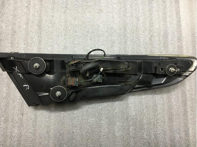 Compre C2Z16256 Jaguar Lanterna traseira direita
