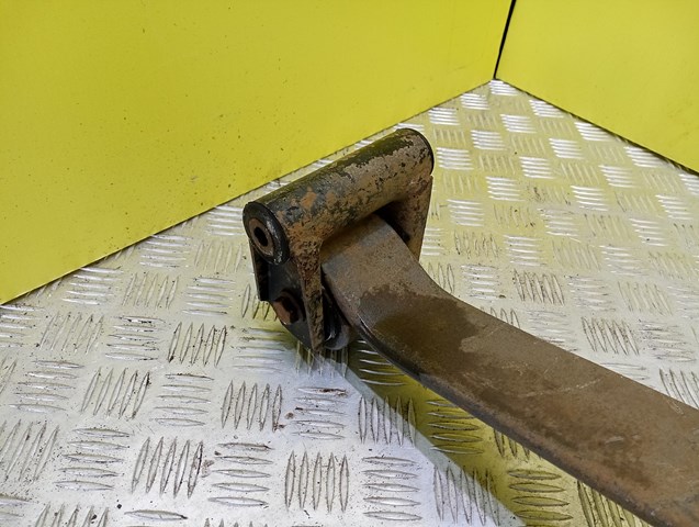 A9063203206 Mercedes Suspensão de lâminas traseiro