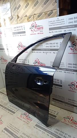 KDY35902XK Mazda Porta dianteira esquerda