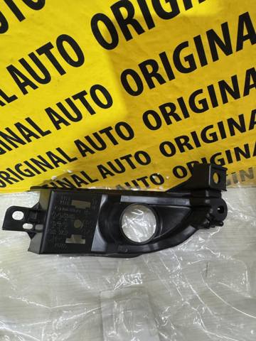Consola do pára-choque dianteiro direito Mazda KB8B50C12B preço, a partir de 8,89 USD