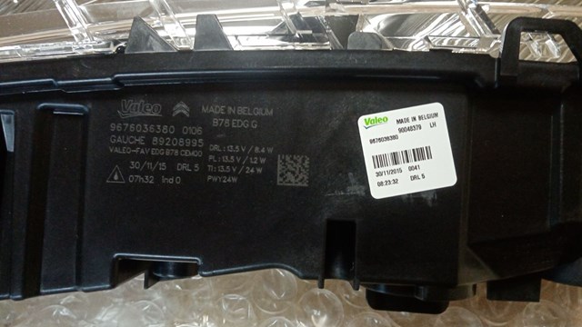 Compre 9676036380 Peugeot/Citroen Luzes máximas esquerdas