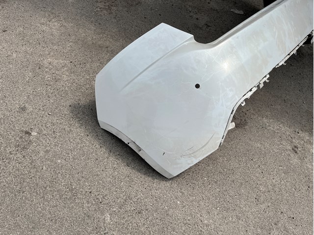 Compre 9677960477 Peugeot/Citroen Pára-choque traseiro