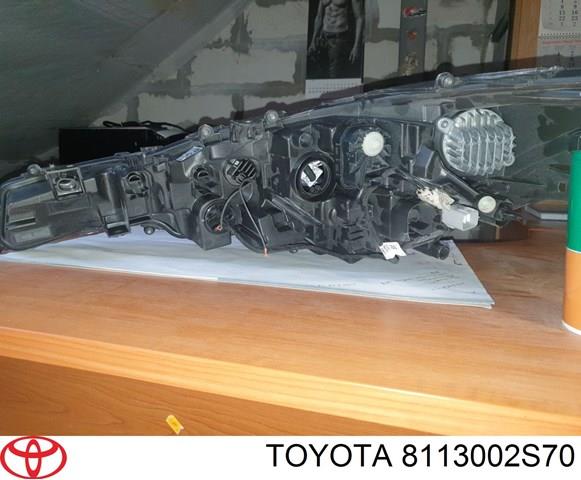 8115002S70 Toyota Luz esquerda