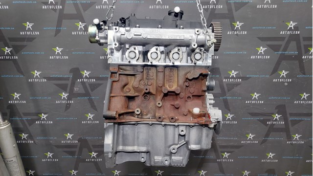 Compre K9K892 Renault (RVI) Motor montado