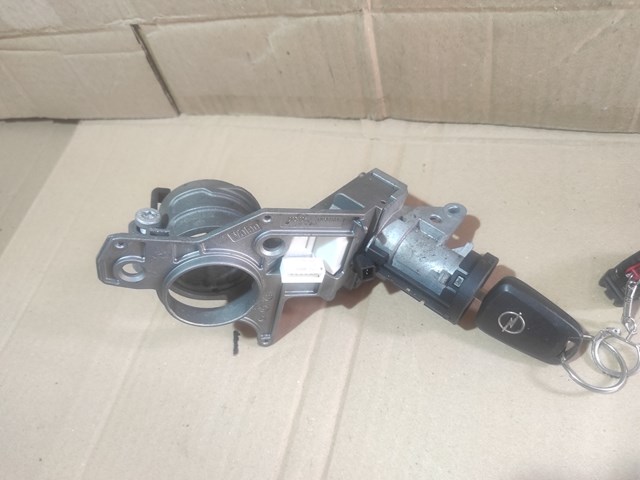 Compre 2421430 General Motors Fecho de ignição