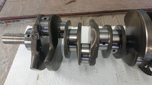 Cambota de motor para Jeep Wrangler  JL