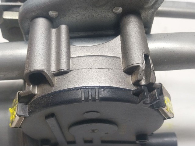 Compre YQ00140880 Peugeot/Citroen Trapézio de limpador pára-brisas