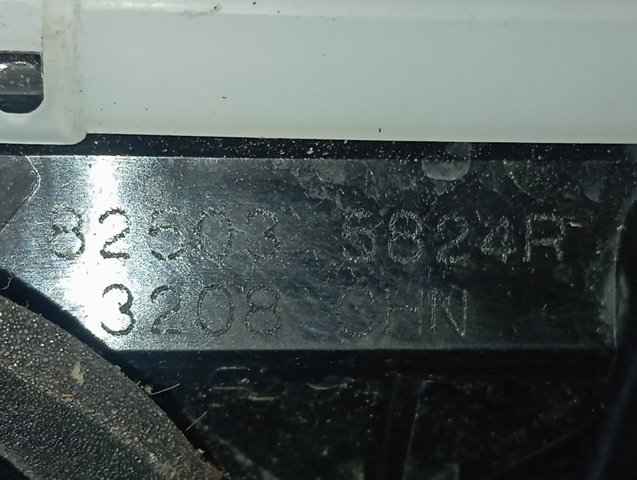  Renault (RVI) 825035824R preço, a partir de 103,86 USD