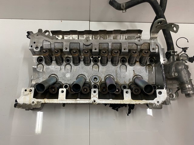 Compre 4J11 Mitsubishi Motor montado