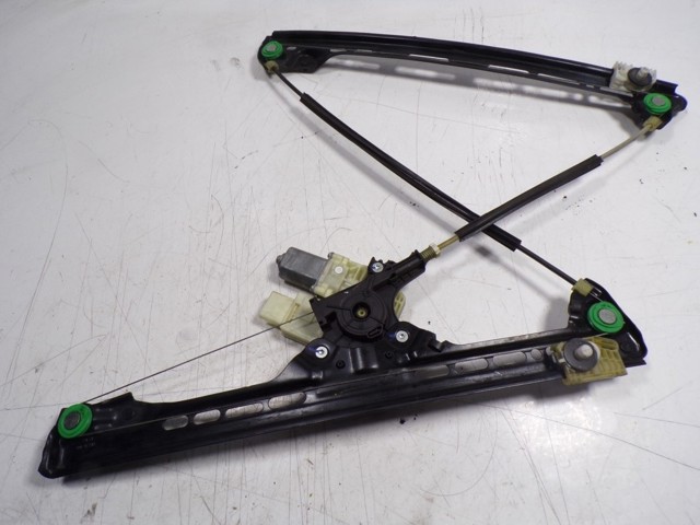9675924680 Peugeot/Citroen Mecanismo de acionamento de vidro da porta dianteira direita