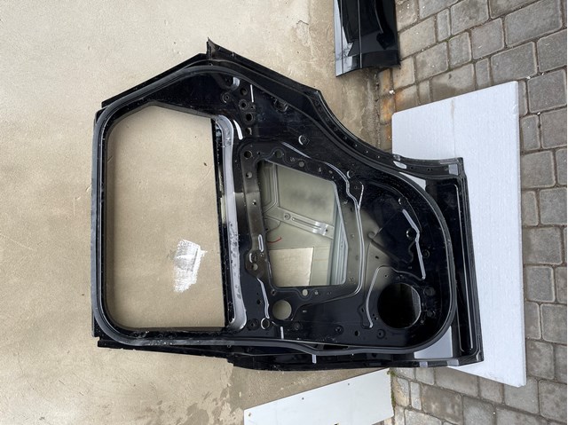 Porta traseira direita LR091719 Land Rover