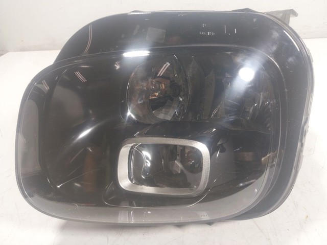 Luz esquerda YQ00052980 Peugeot/Citroen