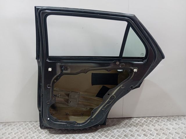 Compre 77004AT000 Hyundai/Kia Porta traseira direita
