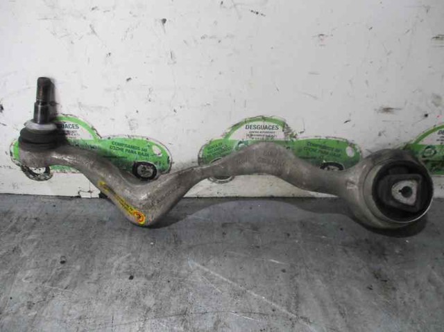 Braço oscilante inferior esquerdo de suspensão dianteira AW6082 BMW