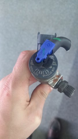 0445110800 Renault (RVI) Injetor de injeção de combustível