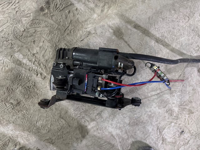 Compressor de bombeio pneumático (de amortecedores) BMW 37206886721 preço, a partir de 367,60 USD