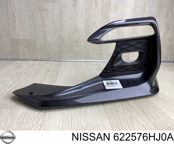 Borda (orla) das luzes de nevoeiro Nissan/Infiniti 622576HJ0A