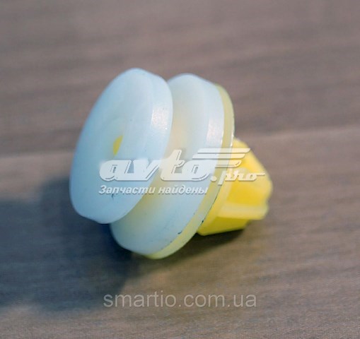 Compre Q0009942V004000000 Mercedes 