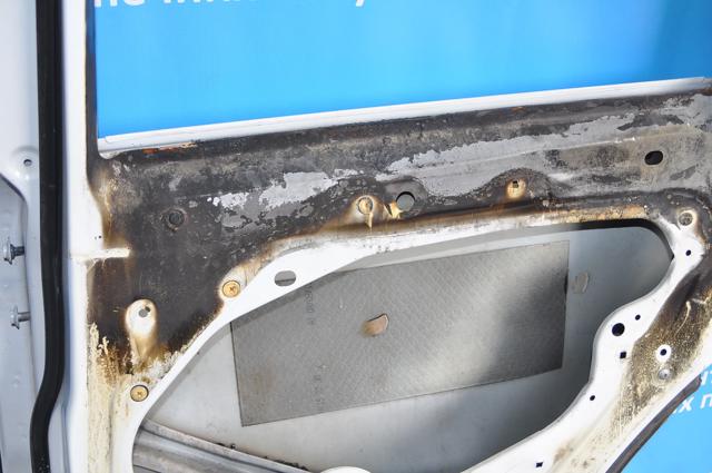 Porta traseira direita Land Rover LR028556 preço, a partir de 898,95 USD
