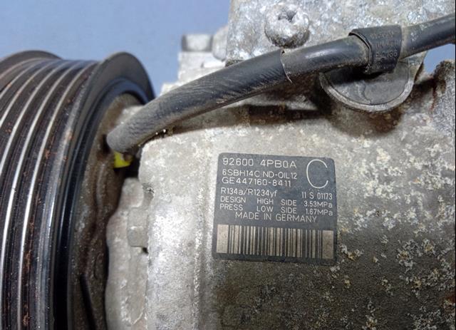 926004PB0A Nissan/Infiniti Compressor de aparelho de ar condicionado