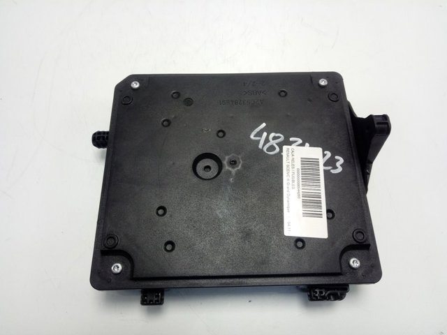 Unidade de dispositivos de segurança Renault (RVI) 284B17715R
