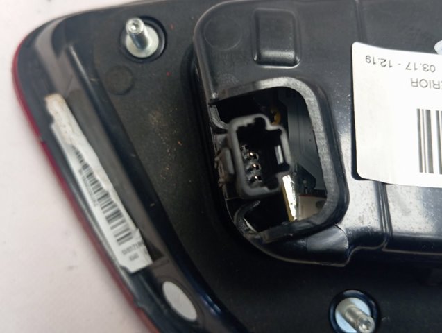 Lanterna traseira esquerda interna Renault (RVI) 265553530R