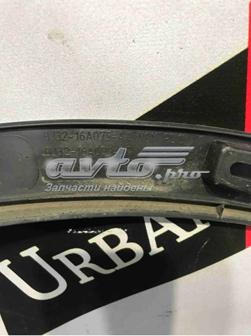 Expansor (placa sobreposta) de arco do pára-lama dianteiro esquerdo Land Rover LR027248