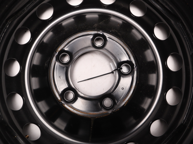 Discos de roda de aço (estampados) Renault (RVI) 403008904R preço, a partir de 121,09 USD