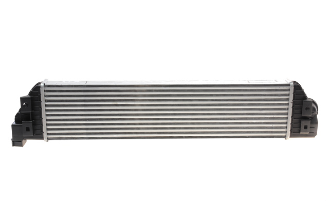 Radiador de intercooler VALEO 818561 preço, a partir de 147,42 USD