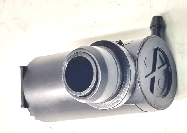 Bomba de motor de fluido para lavador de vidro dianteiro Q-fix Q3750028 preço, a partir de 14,03 USD