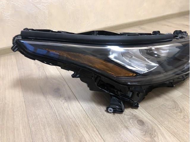 Luz direita Toyota 811100E460 preço, a partir de 863,43 USD