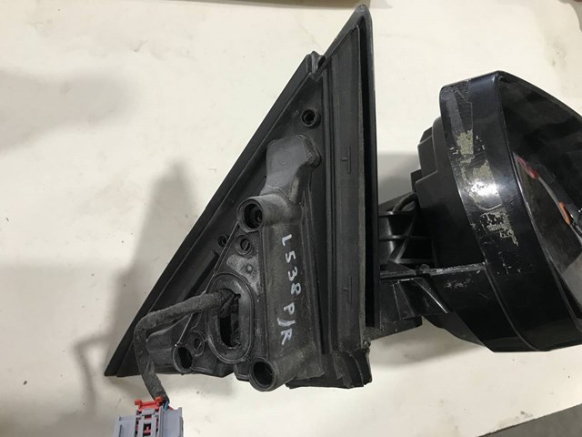  Land Rover LR025183