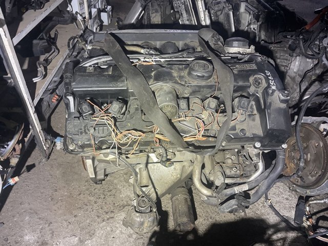 Motor montado 11000421209 BMW