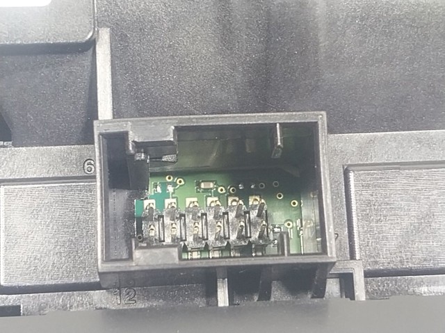 Mostrador multifuncional Peugeot/Citroen 9836623980 preço, a partir de 213,19 USD