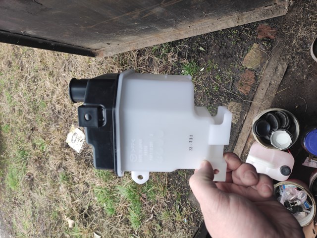 Tanque de expansão do sistema de esfriamento Mazda PAF115351 preço, a partir de 59,69 USD