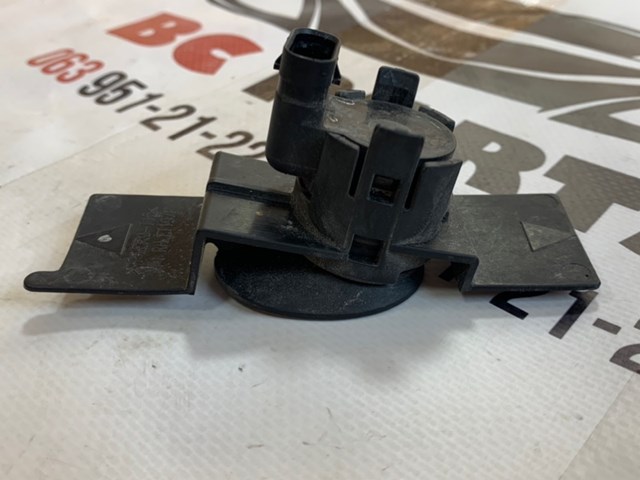 284386176R Nissan/Infiniti Sensor traseiro de sinalização de estacionamento (sensor de estacionamento)