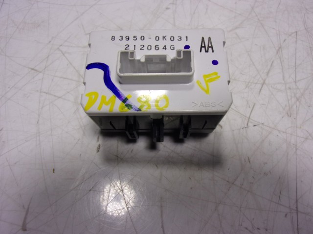 Compre 839500K031 Toyota 